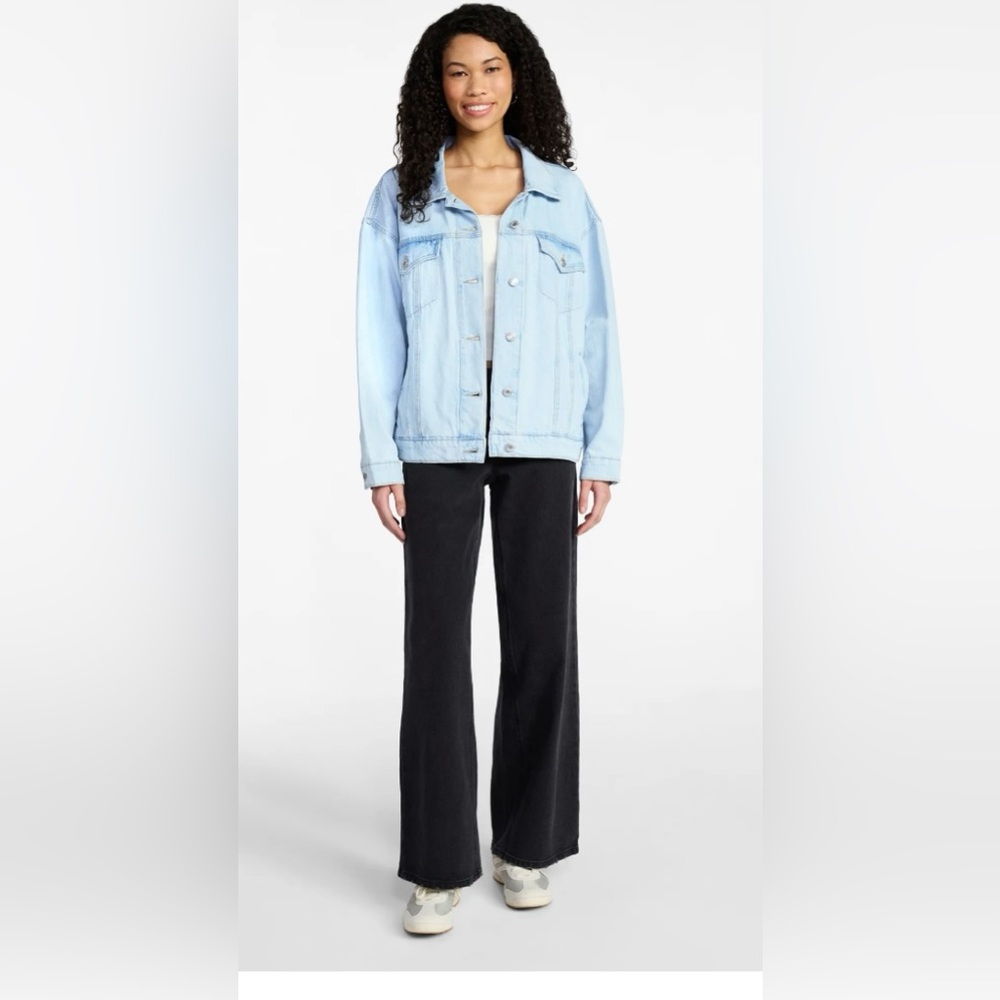 NWT Oversized Super Light Blue wash Cotton Denim Jean Jacket